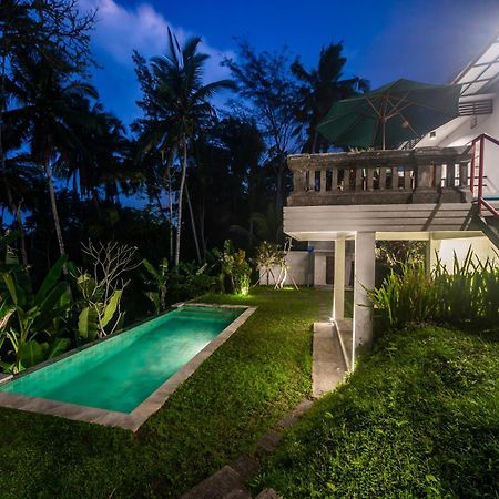 Casa Priya Ubud Exterior photo